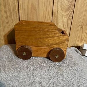 Wooden Truck Napkin Holder
